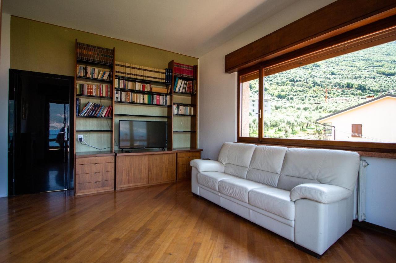 Villa Diana - Terrazza Sul Lago Assenza di Brenzone Eksteriør billede